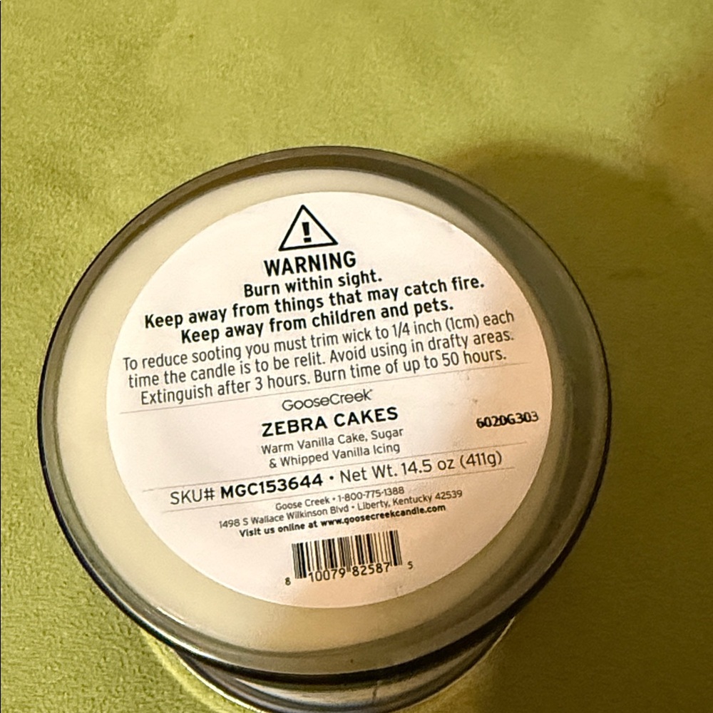 GooseCreek x Little Debbie Zebra Cakes Candle - Picture 10 of 10